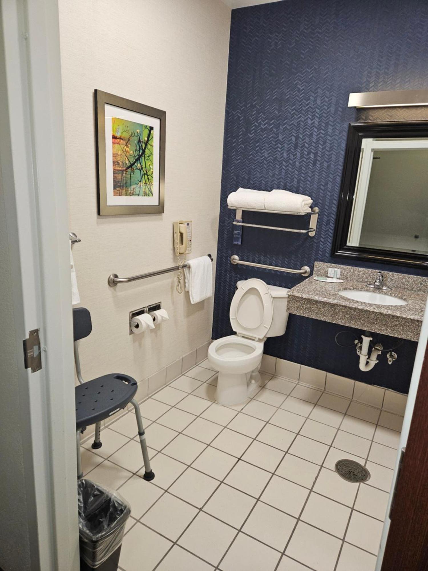 Fairfield Inn & Suites By Marriott Tulsa Central Exteriör bild
