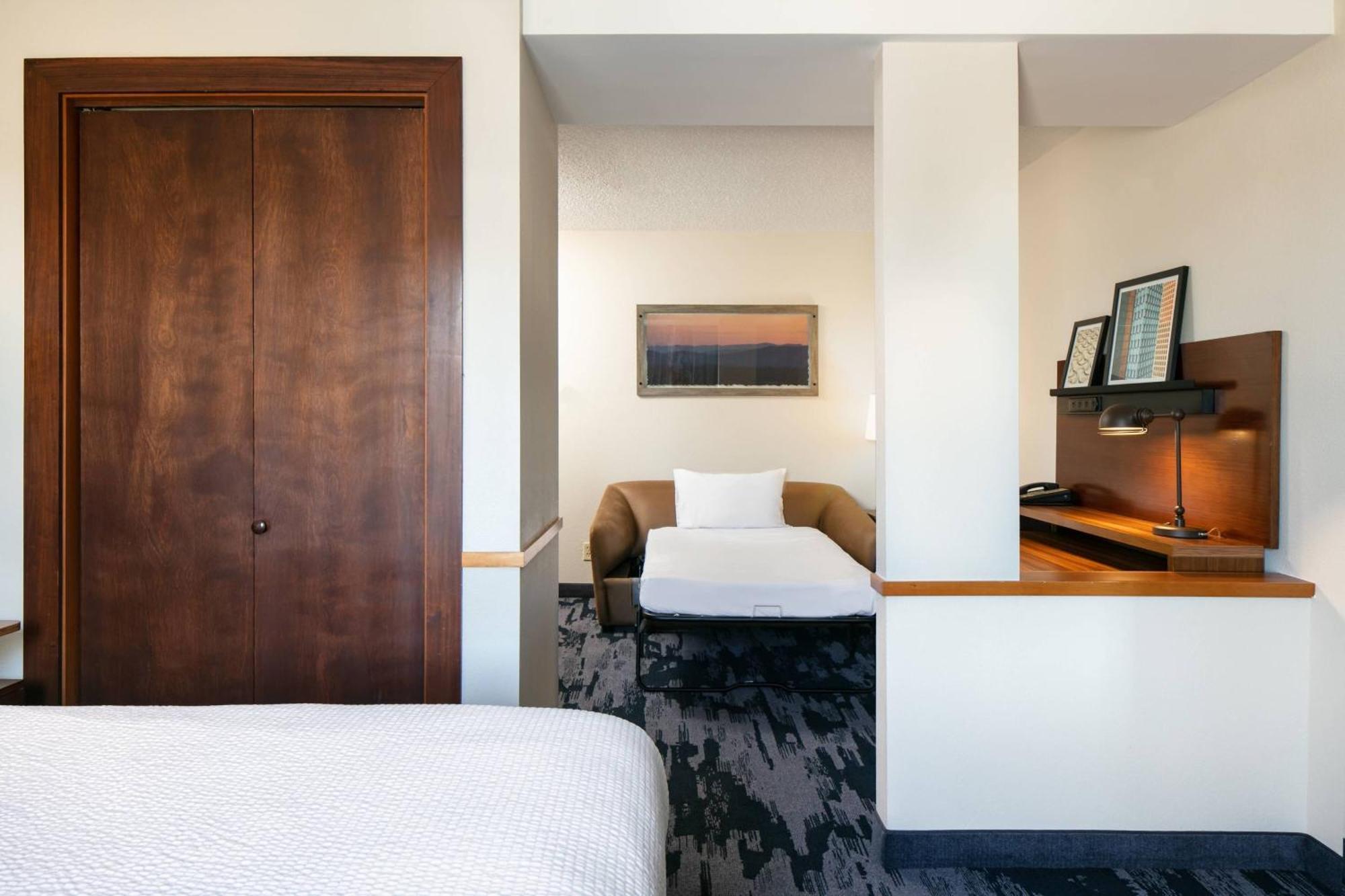 Fairfield Inn & Suites By Marriott Tulsa Central Exteriör bild